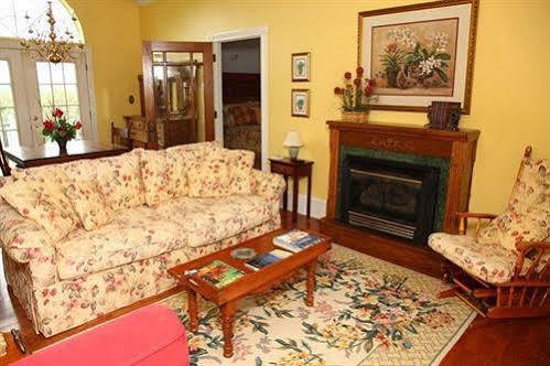 Harmony Hill Bed & Breakfast Sparta Exterior photo